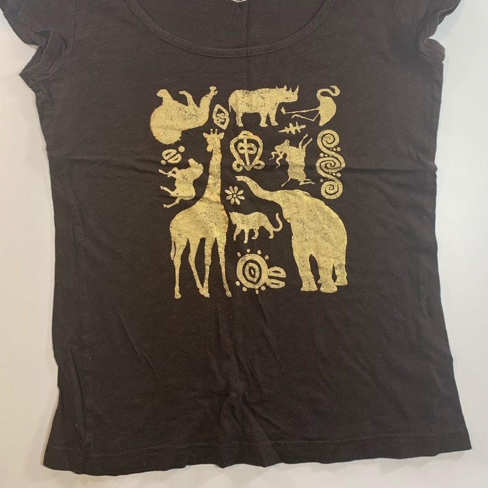 Old Navy | Brown Tee Gold Animal Print Medium Top - Picture 6 of 6